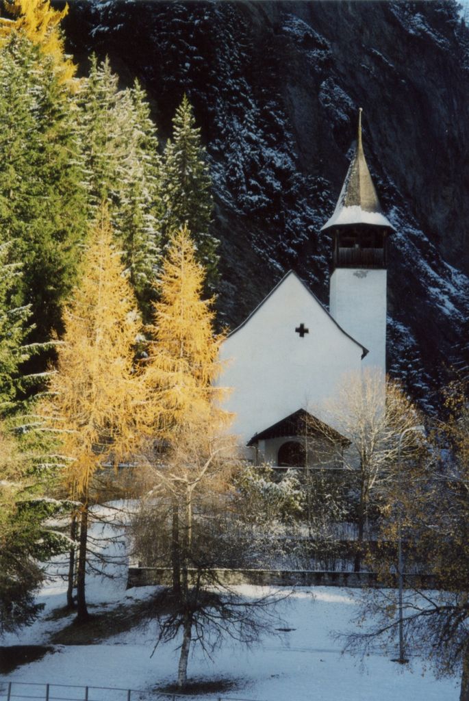 Kirche_Safien_Platz_-_panoramio