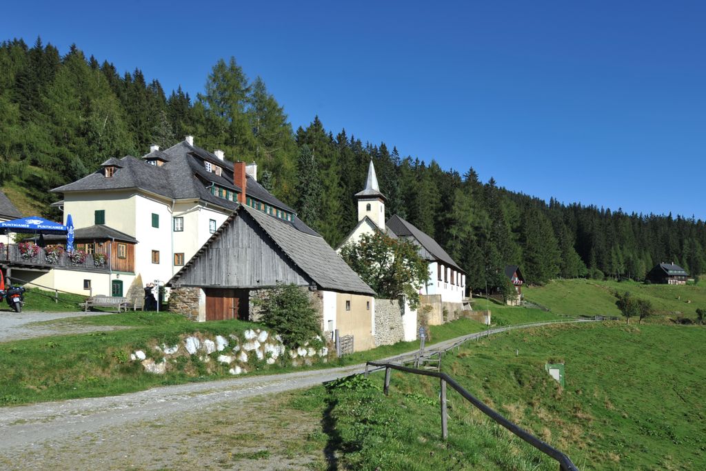 Kleinlobming_St%C3%BCblergut_01_5859