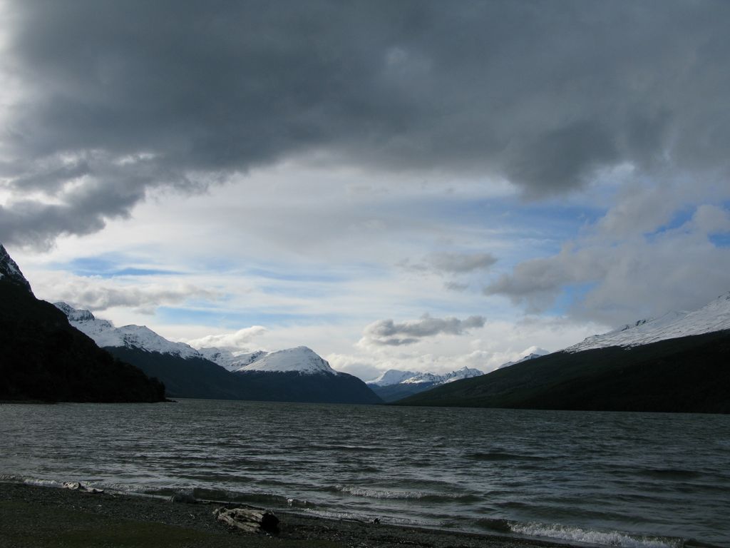 Photo №2 of Lago Errázuriz / Lago Roca