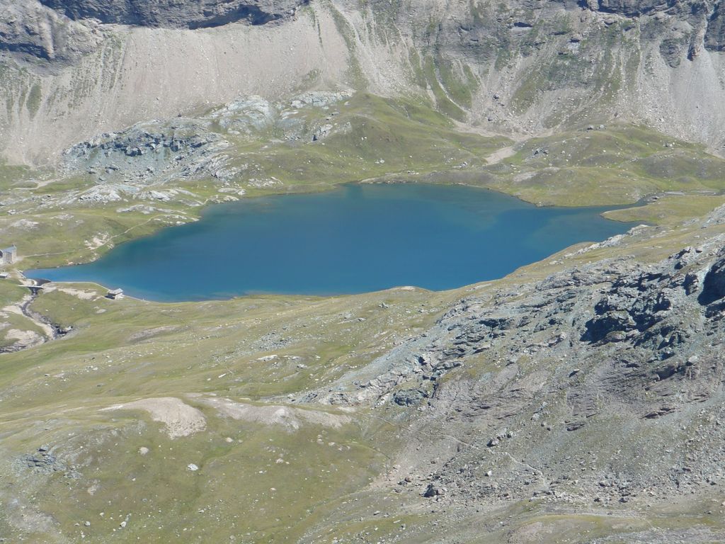 Photo №2 of Lago del Miserin