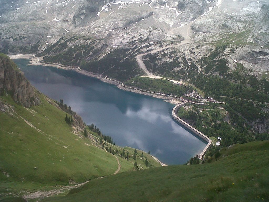 Photo №4 of Lago di Fedaia - Lech de Fedaa