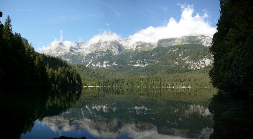 Photo №2 of Lago di Tovel