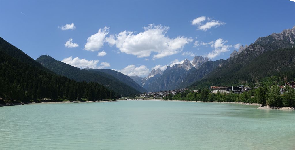 Photo №2 of Lago di Santa Caterina
