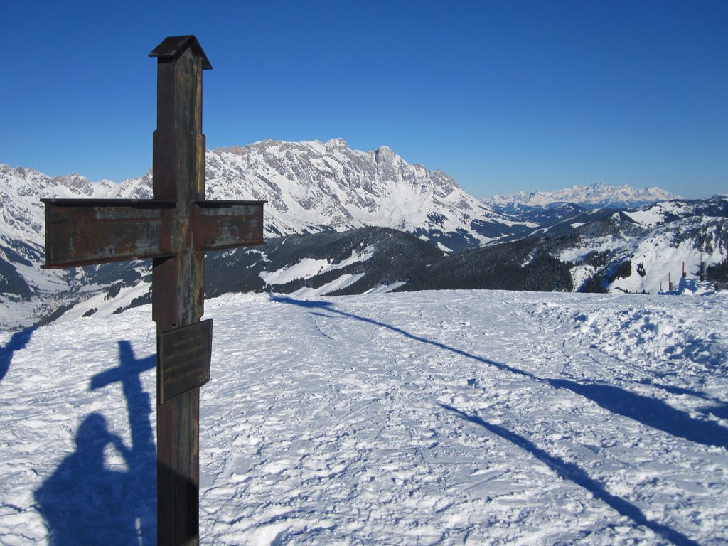 Photo №2 of Langegg