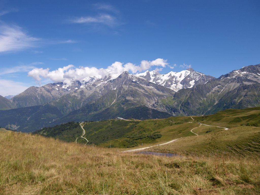 Photo №4 of Col du Joly
