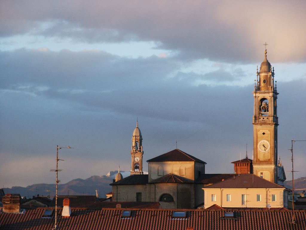 Photo №2 of Lomazzo