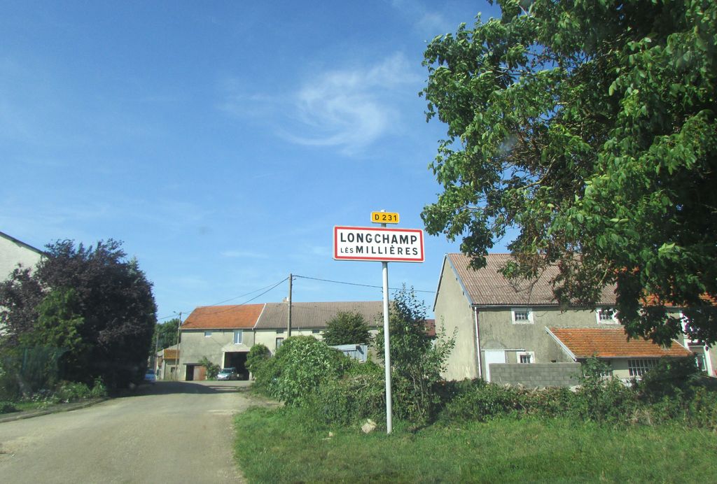 Photo №2 of Longchamp