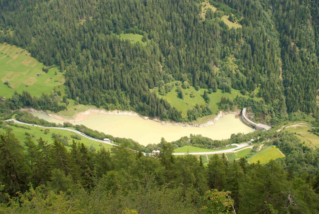 Photo №2 of Stausee Ferden