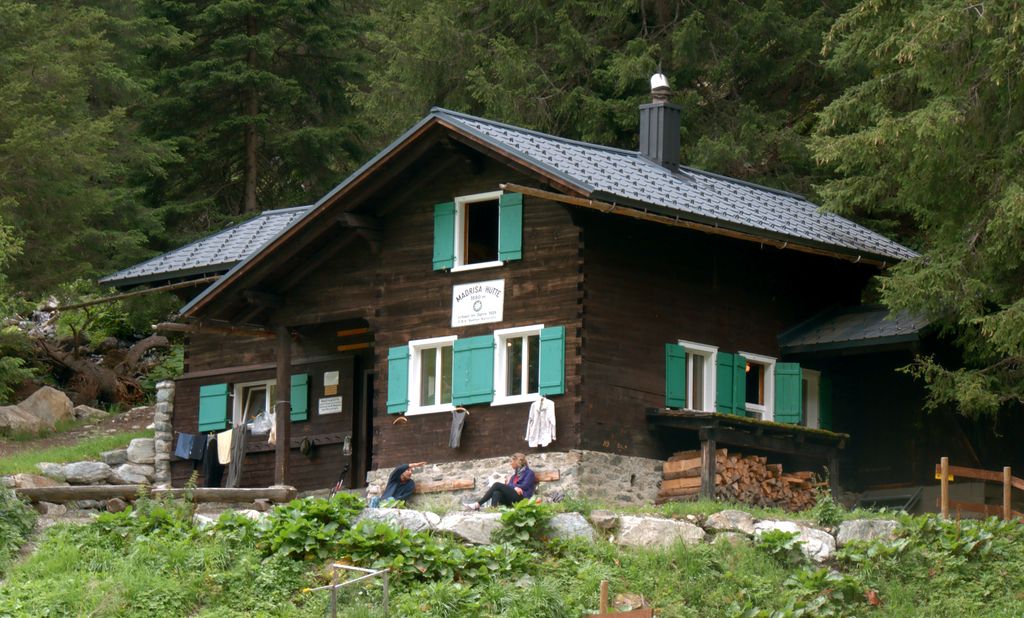 Photo 1