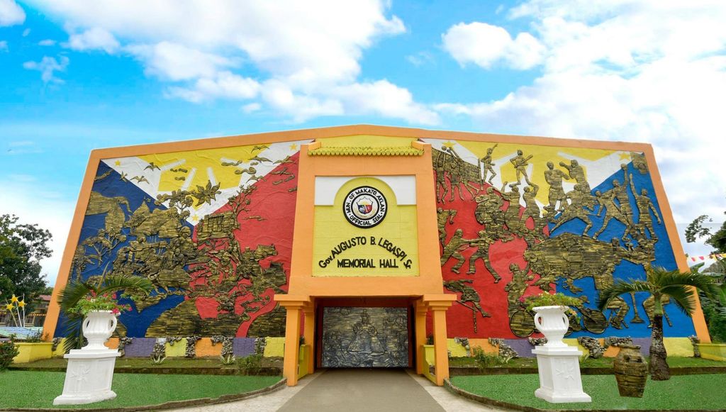 Photo №2 of Makato