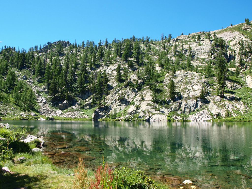 Photo №2 of Lago Martel