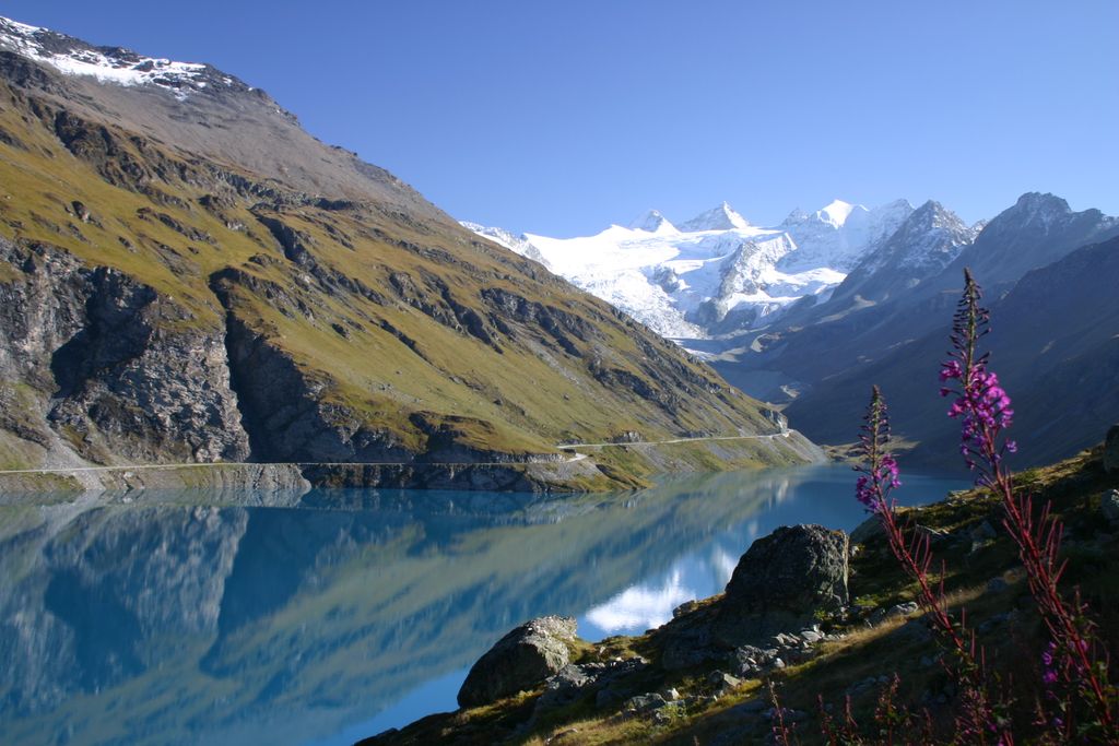 Photo №4 of Lac de Moiry