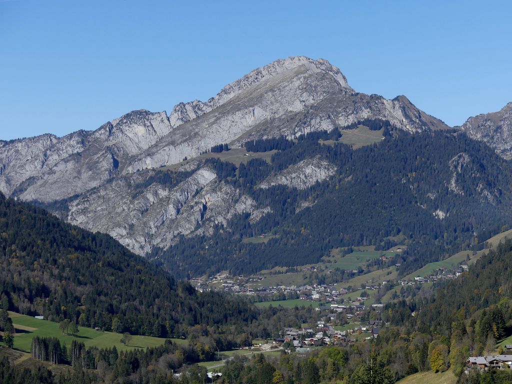 Photo №2 of Mont Chauffé