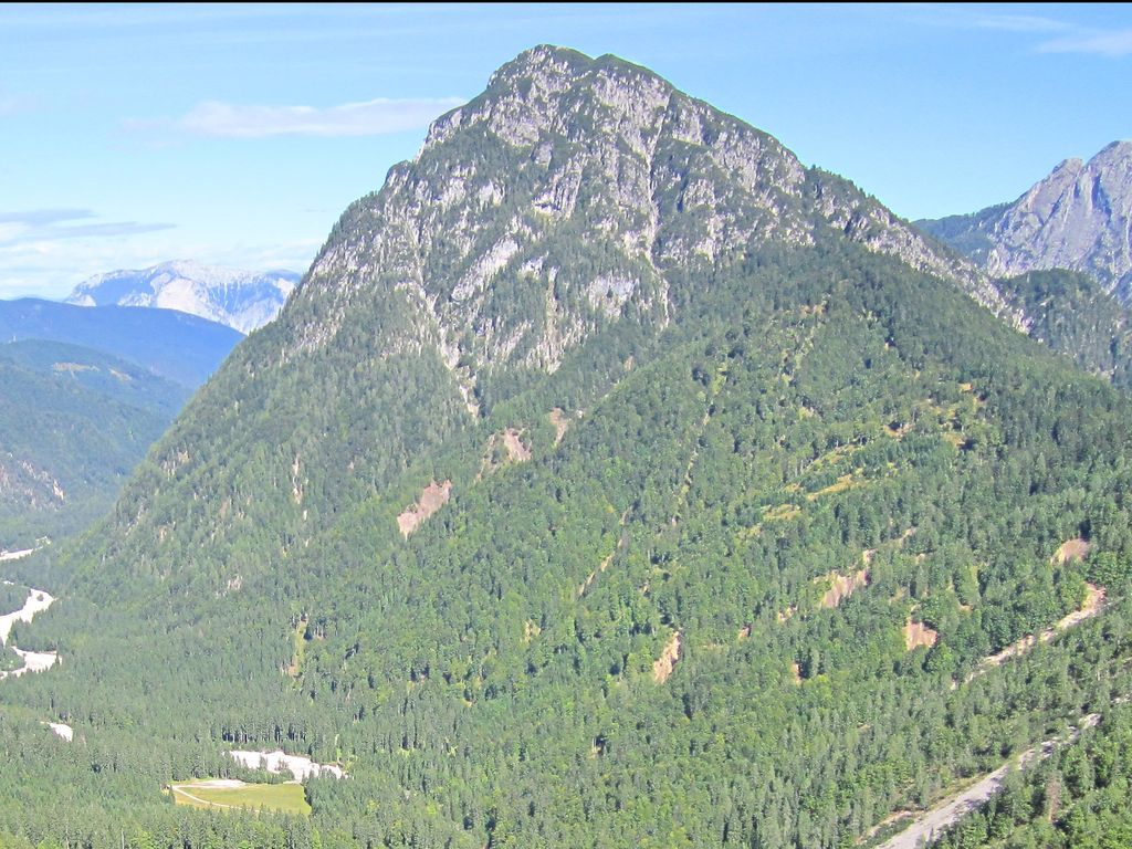 Photo №1 of Monte Re