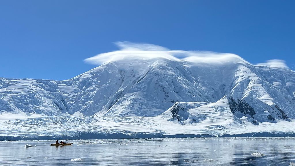 Photo №2 of Mount Français