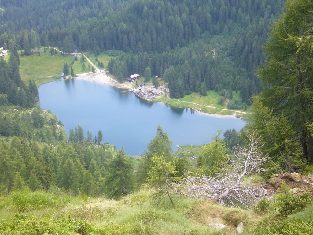 Photo №3 of Lago di Nambino