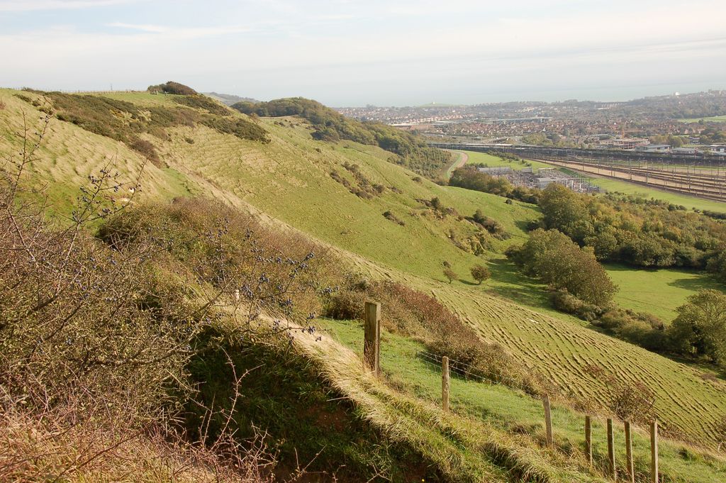 Photo №2 of North Downs
