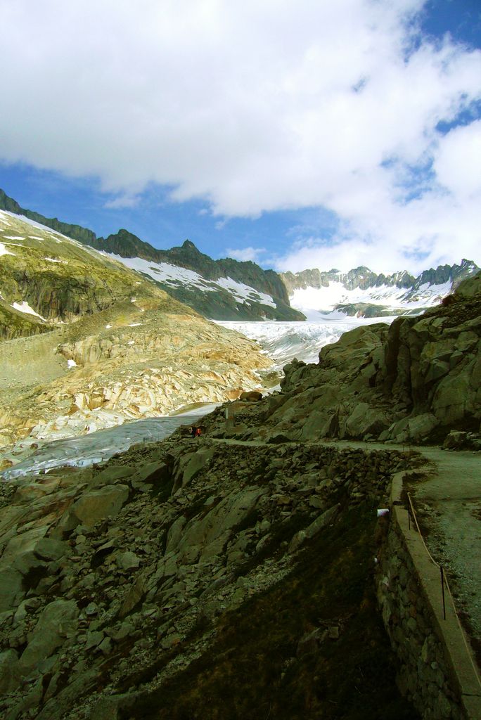 Oberwald%2C_Obergoms%2C_Switzerland_-_panoramio