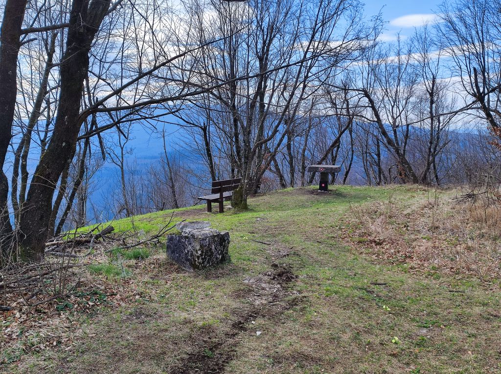 Photo №2 of Grmada