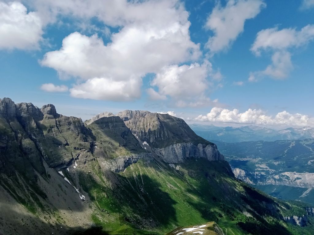 Photo №2 of Les Quatre Têtes