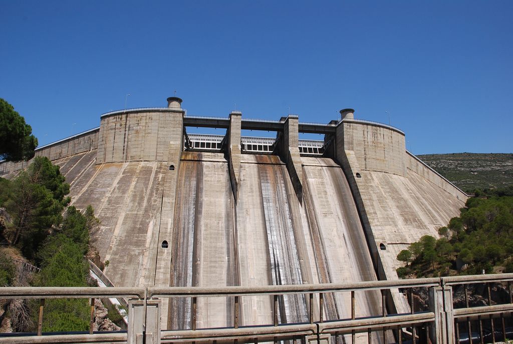 Photo №2 of Embalse de El Grado