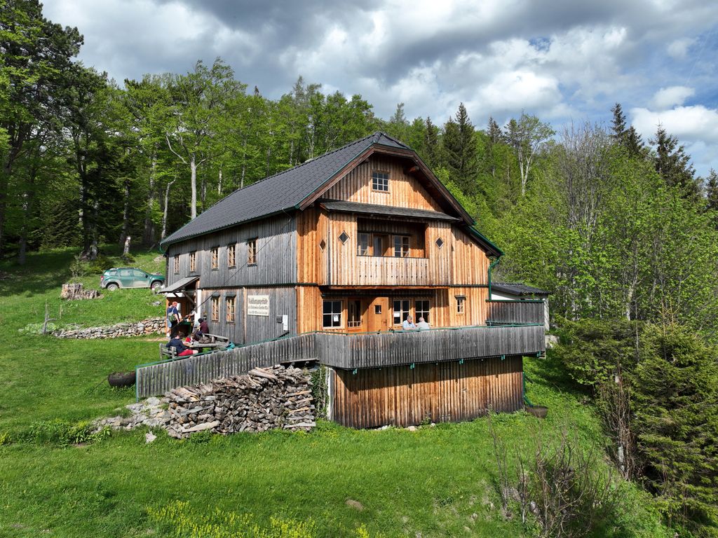 Prigglitz_-_Waldburganger-H%C3%BCtte
