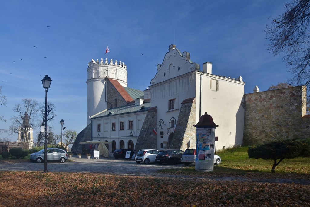 Photo №2 of Casimir Castle