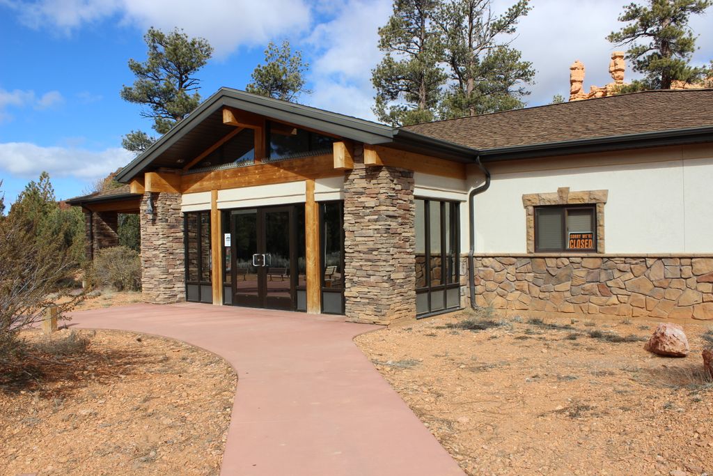 Red Canyon Visitor Center