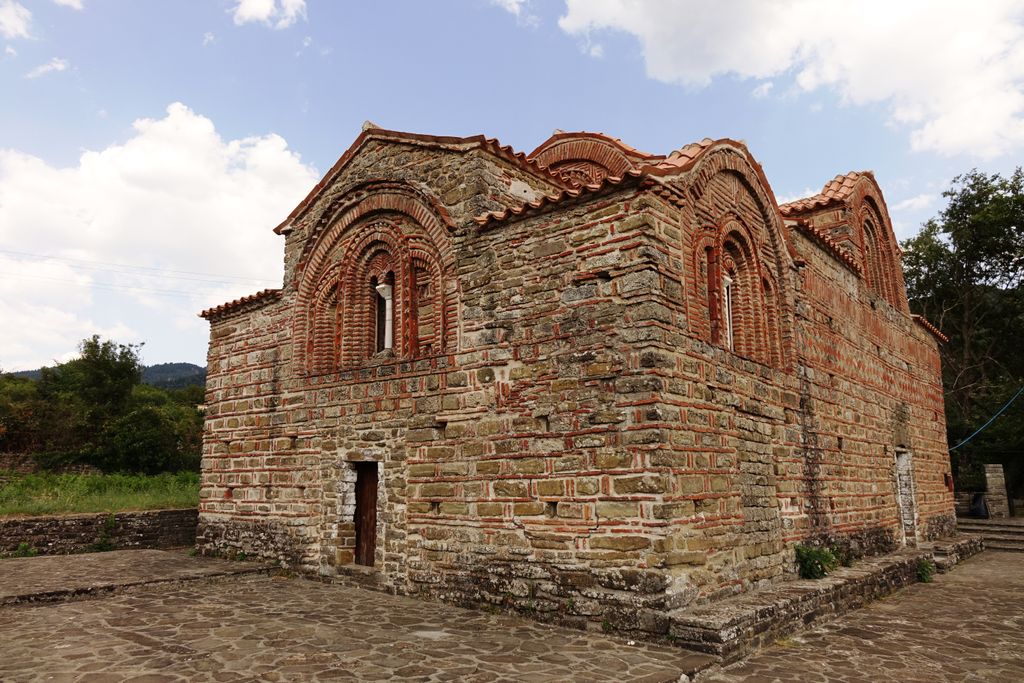 Photo №2 of Vourgareli