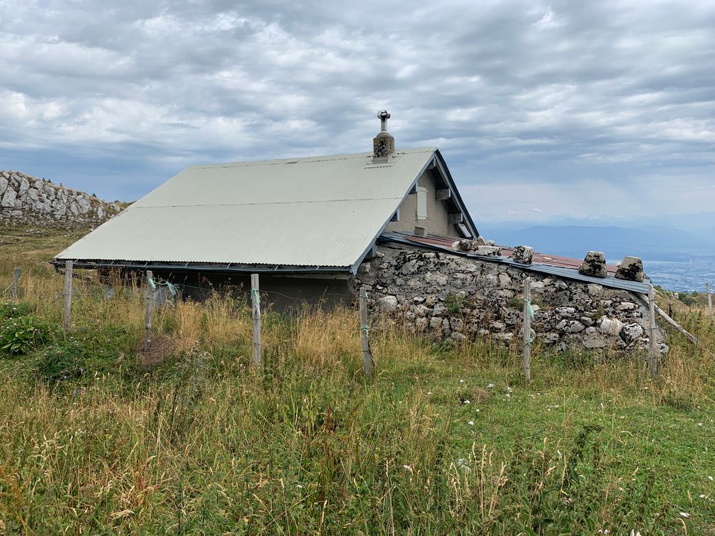 Photo №4 of Thoiry Devant