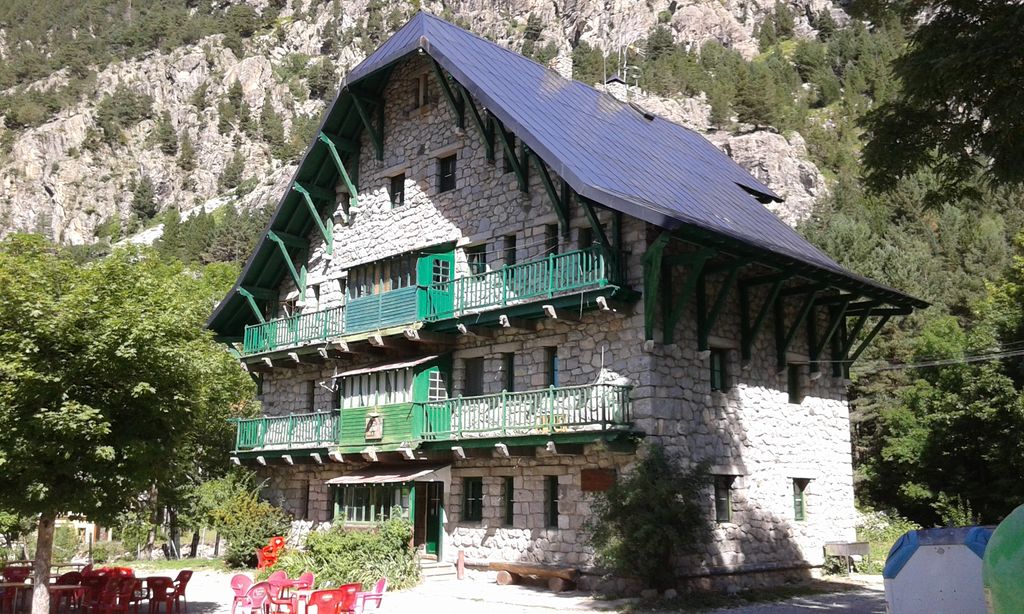 Refugi_Casa_de_Piedra_03