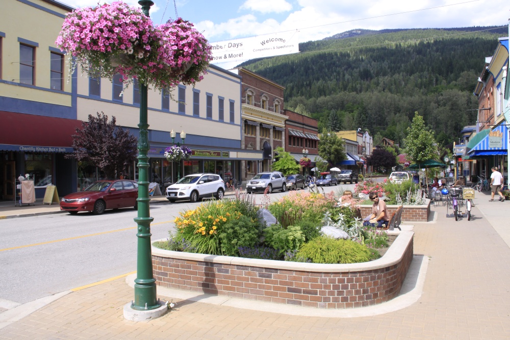 Photo №4 of Revelstoke