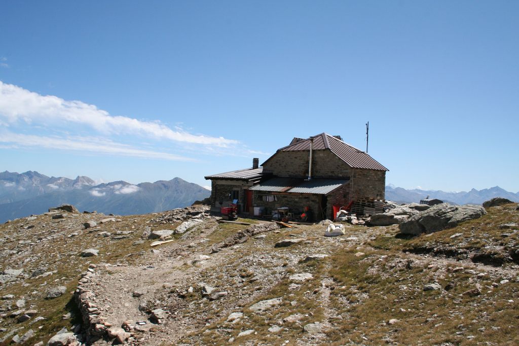 Photo №2 of Rifugio Luigi Vaccarone