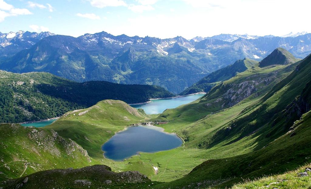 Photo №3 of Lago di Tom
