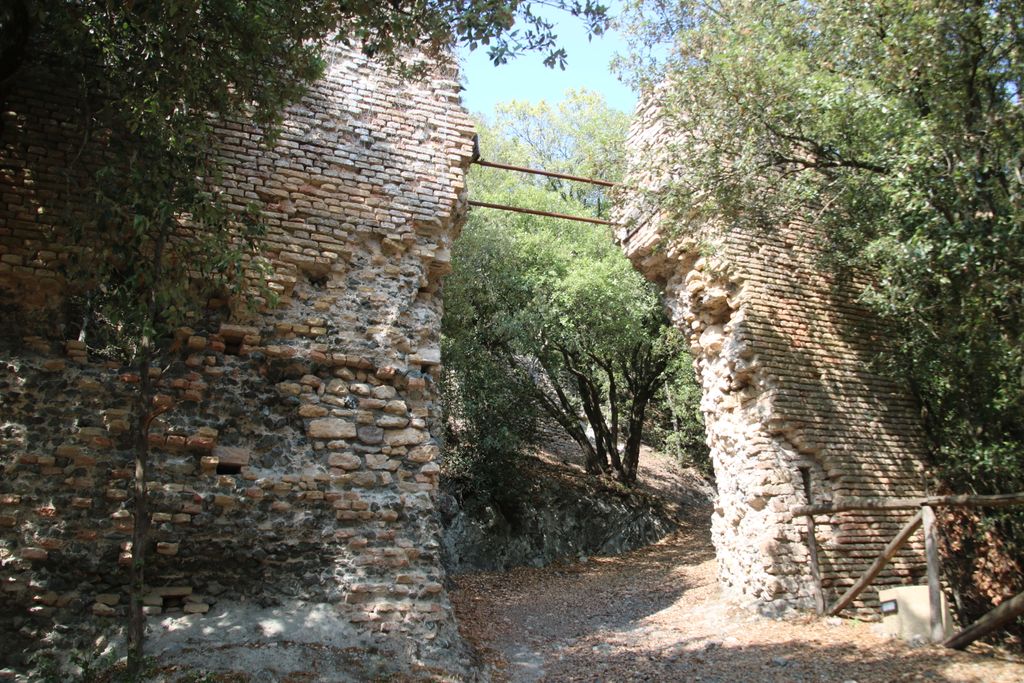 Photo №10 of Rocca di Sillano