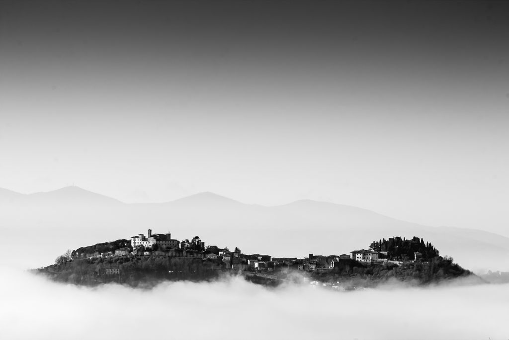 Photo №3 of Rocca di Montecatini