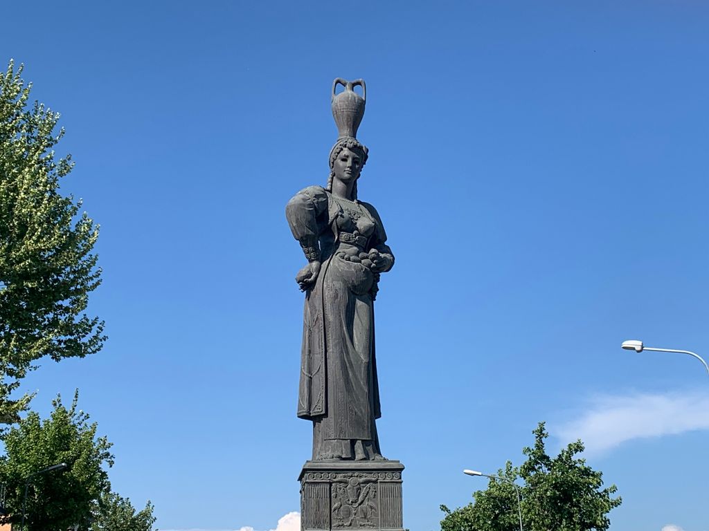 Photo №2 of Roskovec