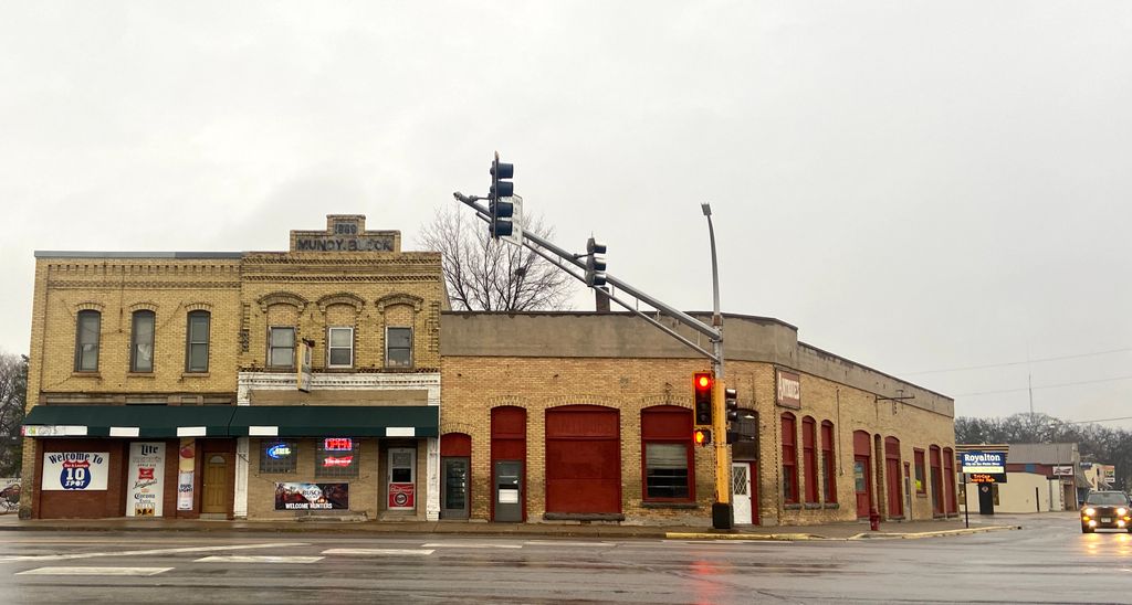 Photo №2 of Royalton