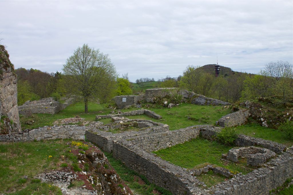 Photo №2 of Froburg