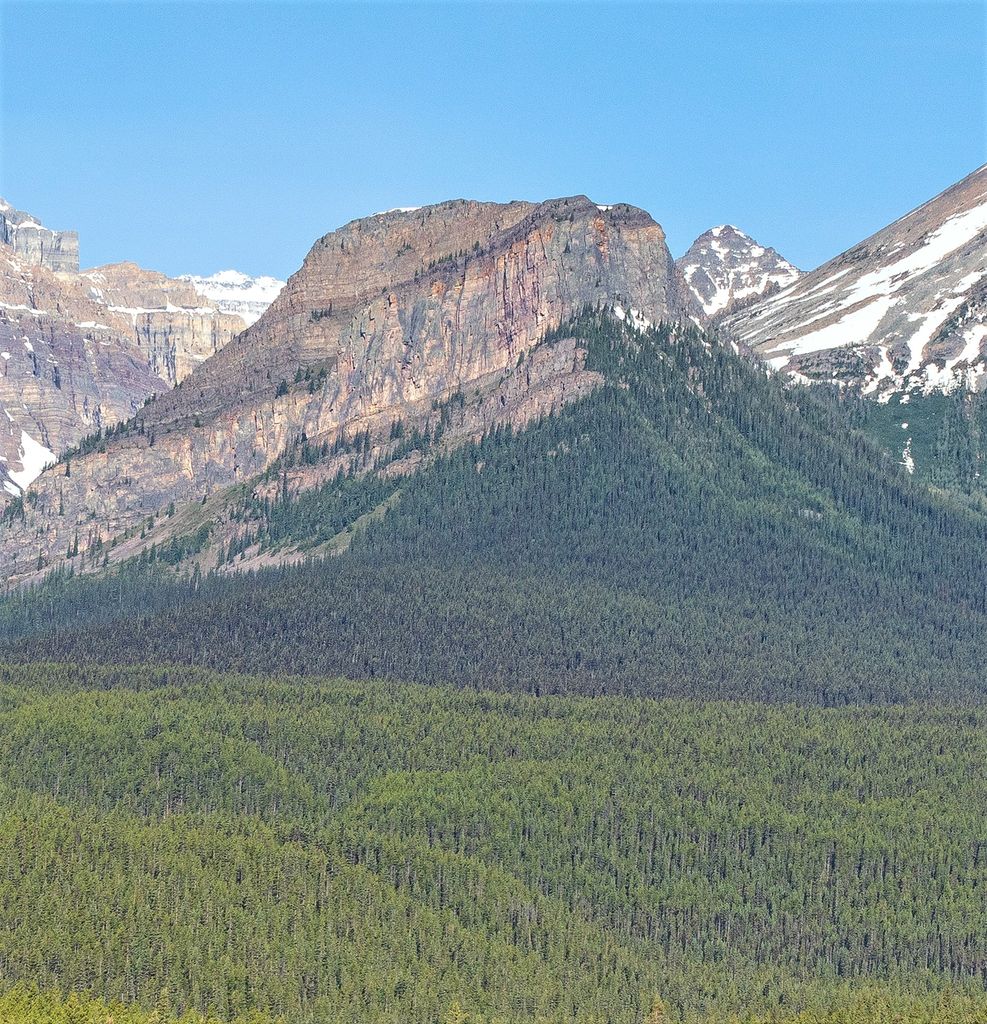 Photo №2 of Saddle Mountain