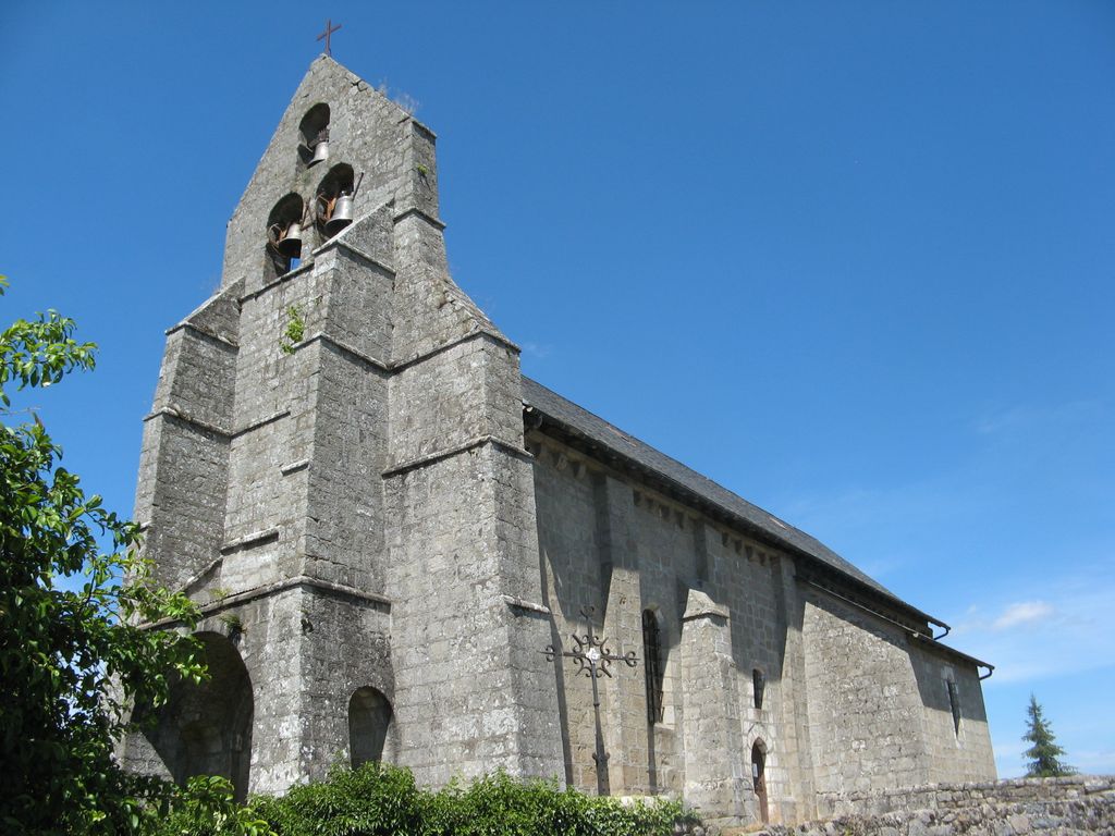 Photo №3 of Saint-Julien-près-Bort