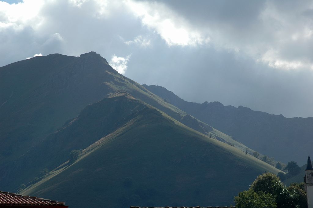 Photo №2 of Iparla