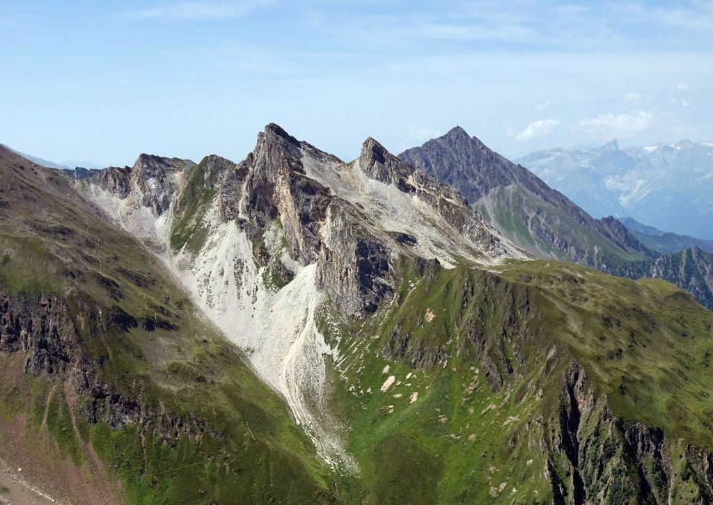 Photo №3 of Frauenwand