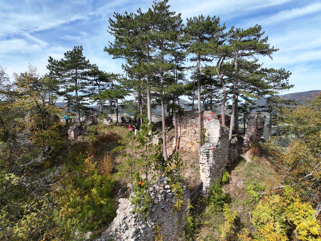 Photo №2 of Schrattenstein