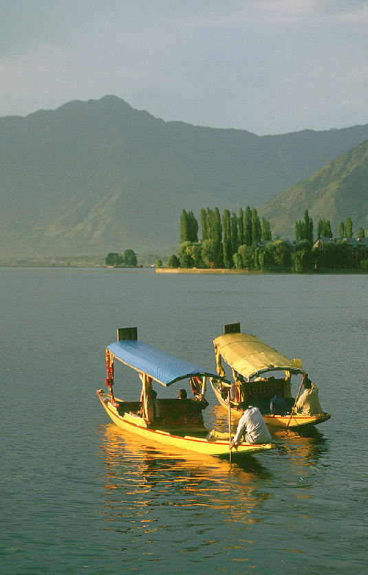 Photo №2 of Dal Lake