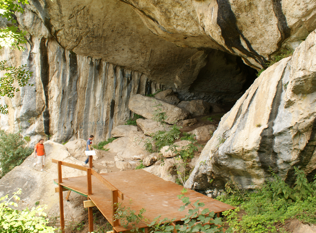 Photo №2 of Cave of Pëllumbas