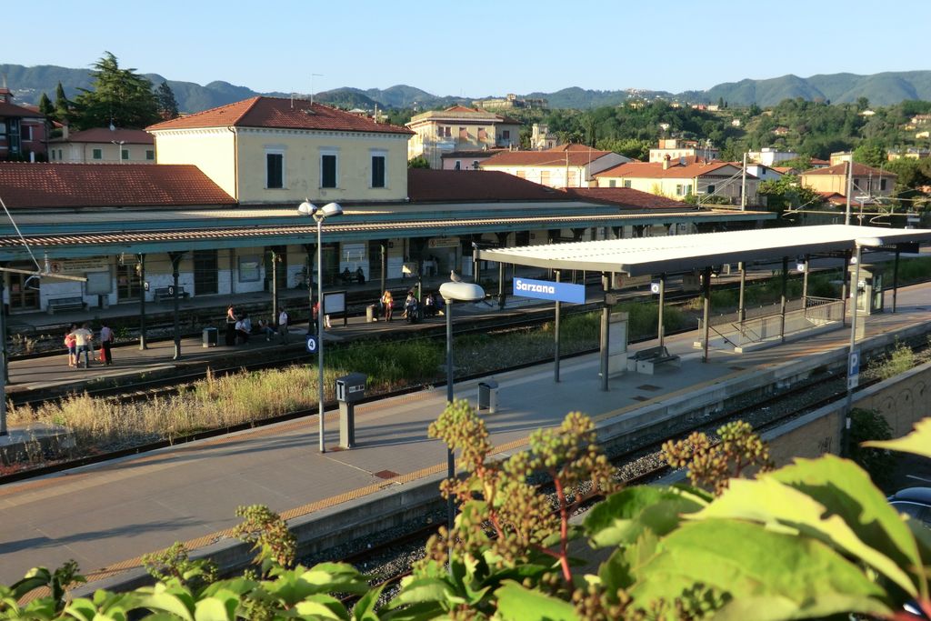 Photo №2 of Sarzana