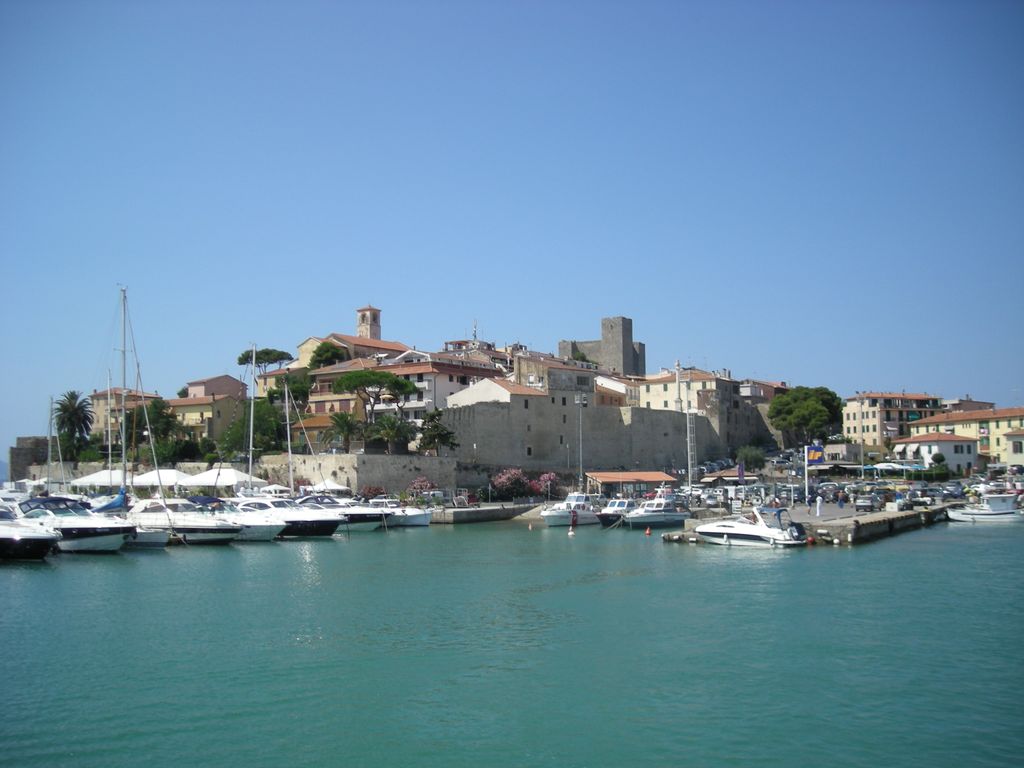 Photo №3 of Talamone