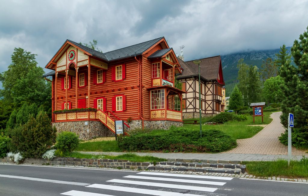 Tatra_Museum_Of_Cinema_And_Photography_in_Star%C3%BD_Smokovec%2C_Poprad_District%2C_Slovakia%2C_2016_June_-_2