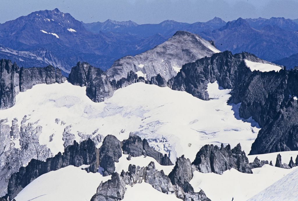 Photo №1 of Austera Peak